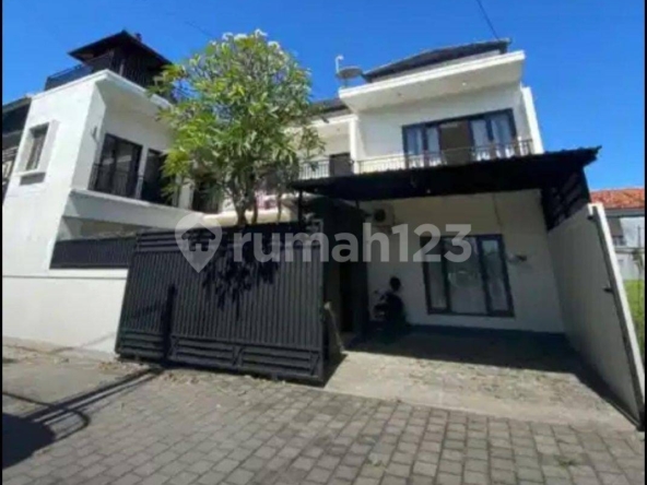 Elegant 3-Bedroom Villa with Private Pool in South Denpasar – Ideal for Modern Living
